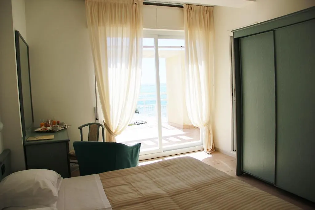 Hotel Miramare Diano Marina
