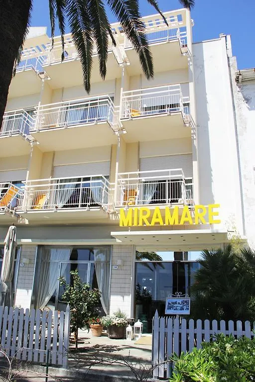 Hotel Miramare Diano Marina